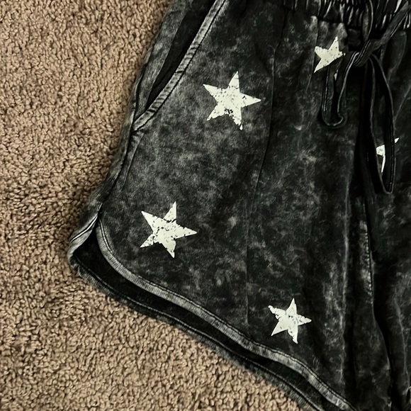 Vici Acid Wash Star Shorts - Picture 2 of 5